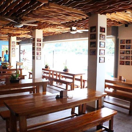 Coral Garden Beach Resort Puerto Galera Exterior photo